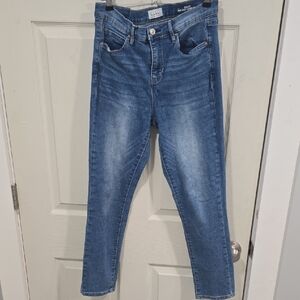 Nicole Miller Women's Blue Skinny Jeans
